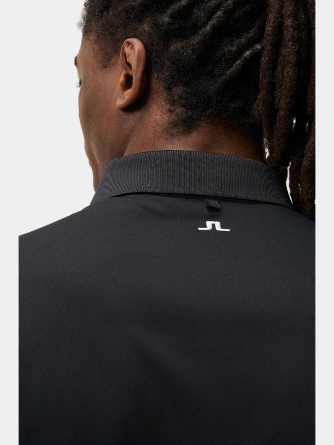 J.Lindeberg Tour Tech Reg Fit Golf Halbarm Polo schwarz