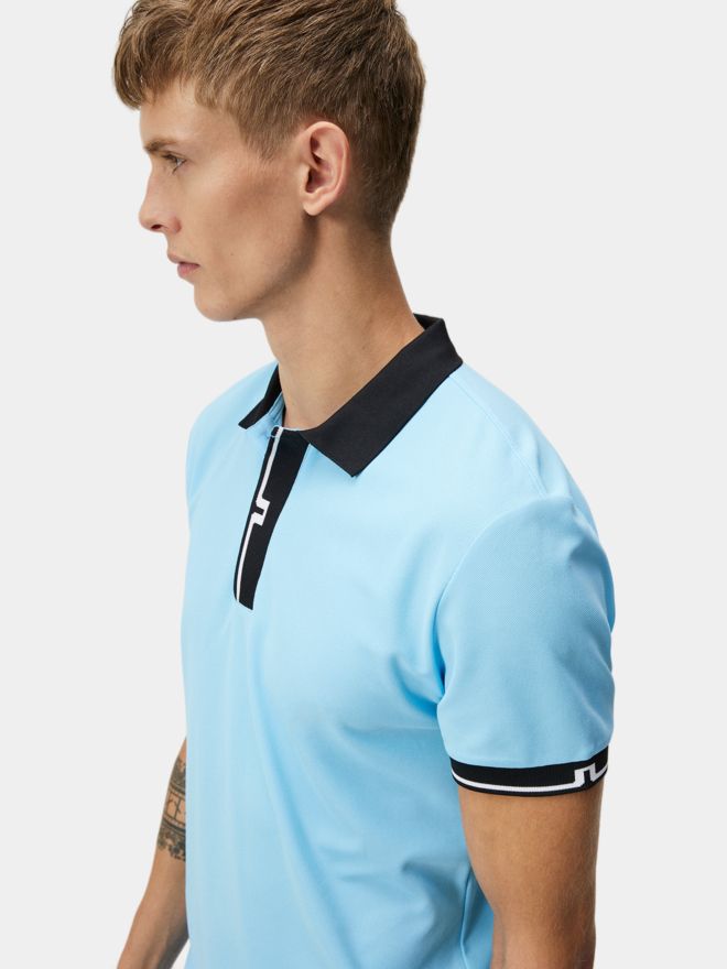 J.Lindeberg Bay Slim Halbarm Polo hellblau