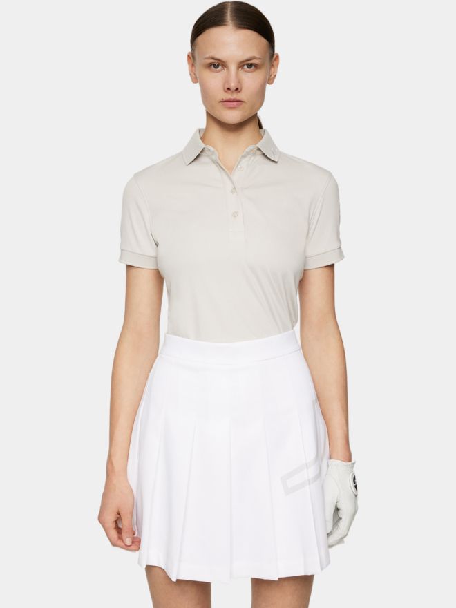 J.Lindeberg Tour Tech Halbarm Polo sand