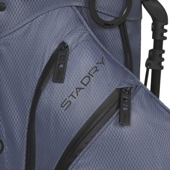 Titleist Players 4 StaDry Standbag hellgrau