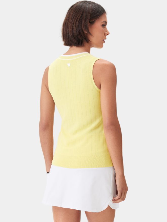 Macade Golf Ana Sleeveless V-Neck Strick Pullunder gelb