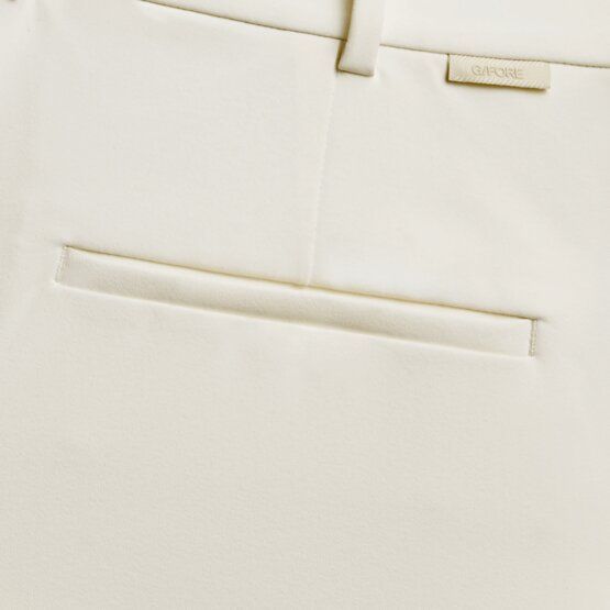 G/Fore STRETCH PERFORMANCE TWILL HIGH WAISTED Bermuda Hose beige