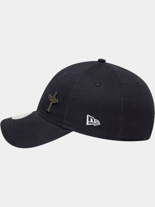 New Era 9Twenty Trophy Ryder Cup 2025 námořnická modrá