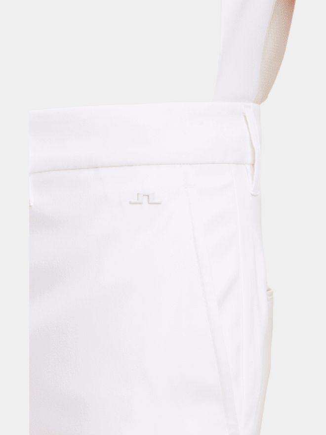 J.Lindeberg Eloy Shorts Bermuda Hose weiß