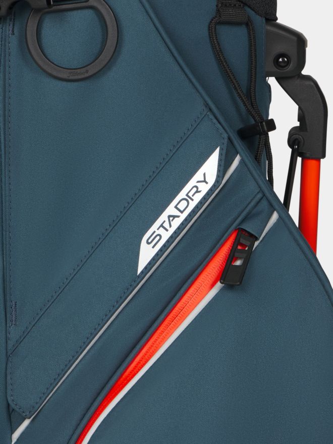 Titleist Players S4 StaDry Standbag blau