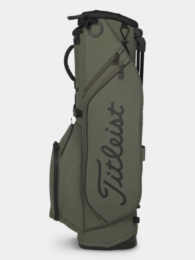 Titleist Players 4 StaDry green