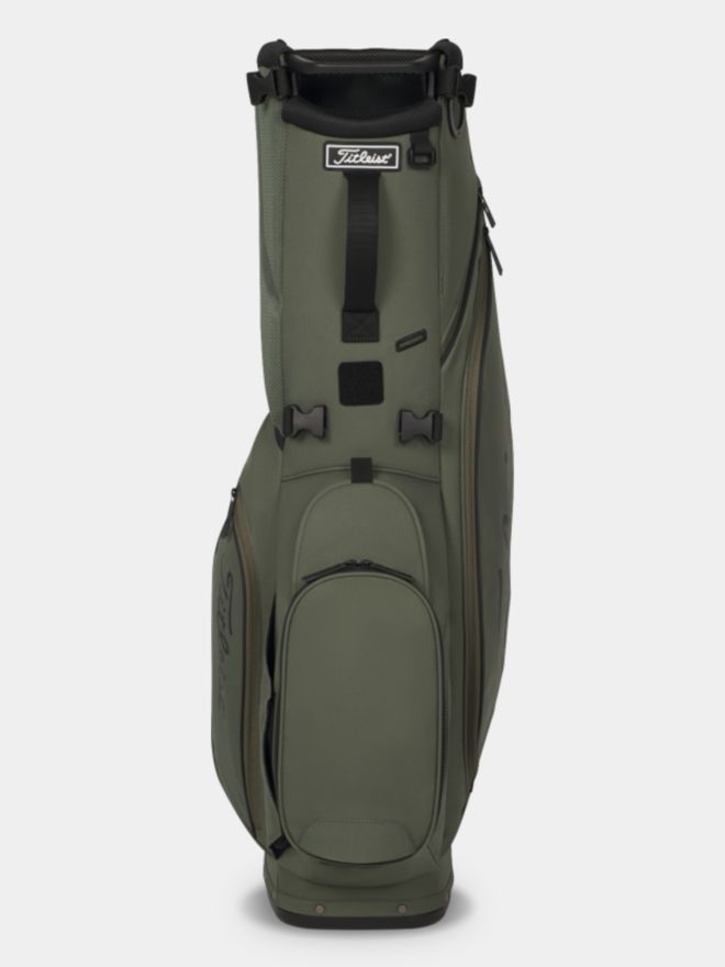 Titleist Players 4 StaDry green