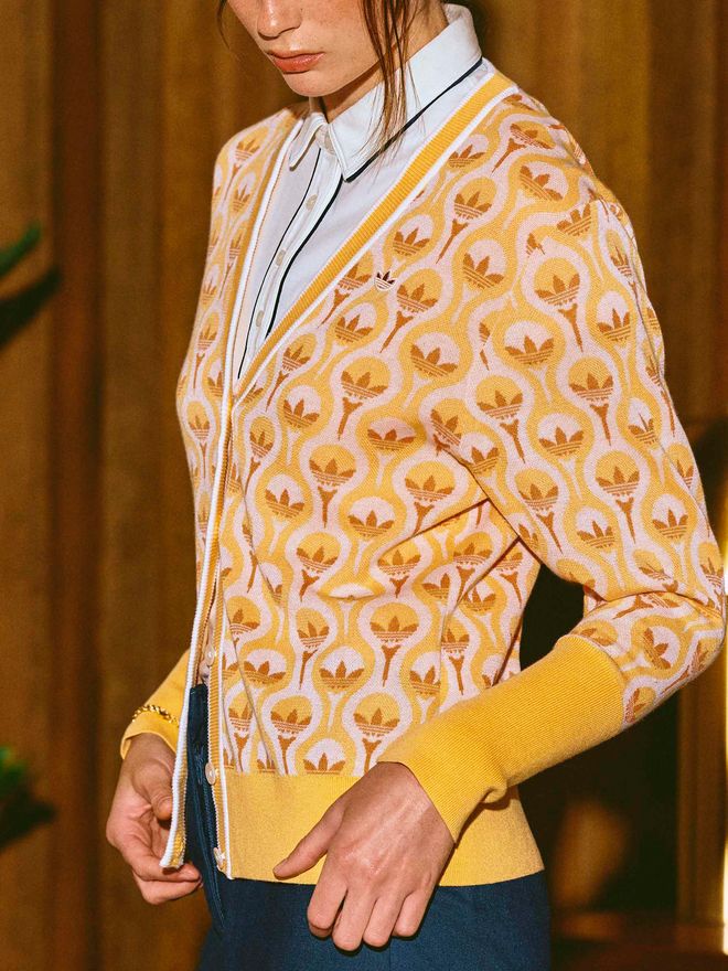 S Pletený svetr oranžová