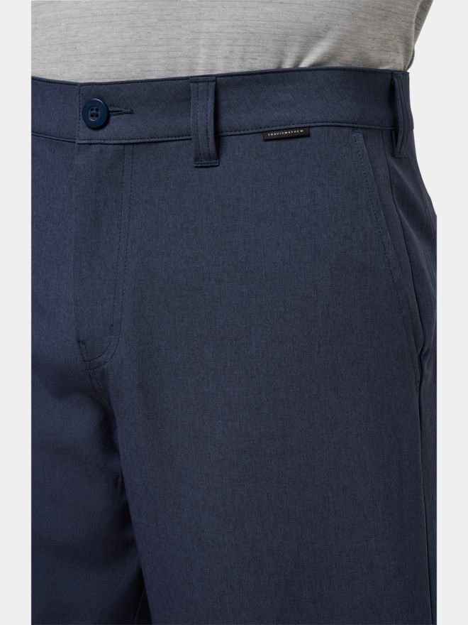 TravisMathew BECK 2.0 Bermudy námořnická modrá