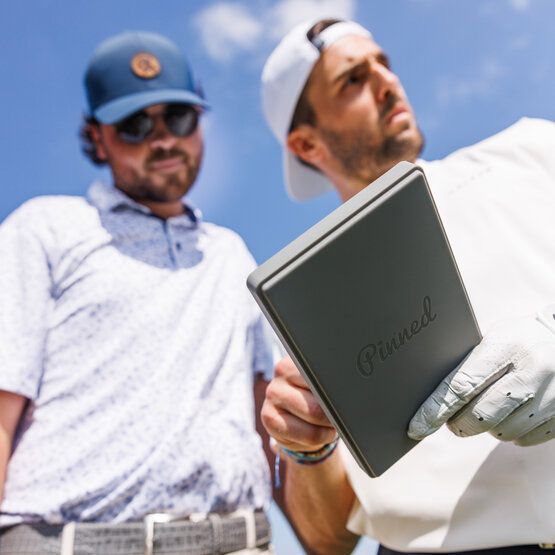 Pinned The Caddie GPS-Tracker grau