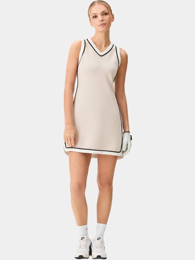 Macade Golf Ava Tan TX Flow Dress Ohne Arm Kleid beige