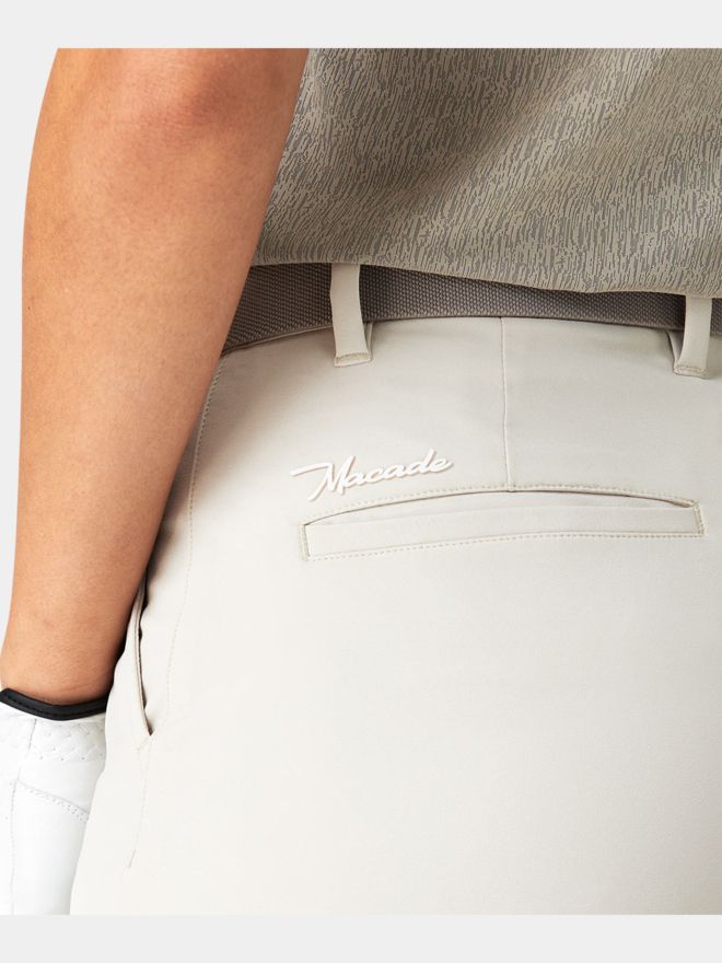 Macade Golf Ivory Flex Shorts Bermuda Hose ecru