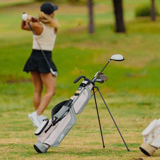 Sunday Golf  Loma pink