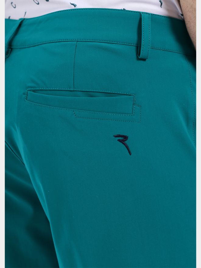 Chervo GARING Bermuda trousers green