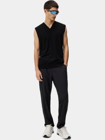J.Lindeberg Liam Knitted Vest Pullunder Strick schwarz