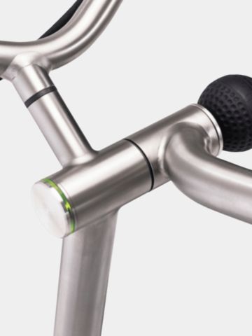 TiCad  Voyage'25 s kůží potaženým ovládáním twist grip stříbrná