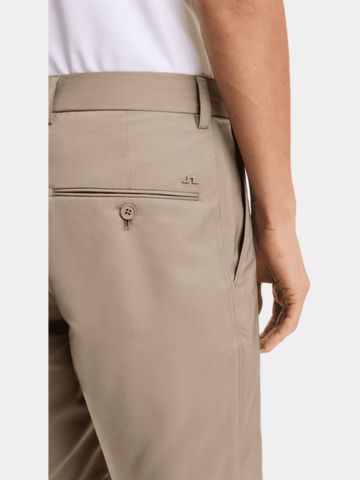 J.Lindeberg  Mitch shorts Bermuda trousers camel