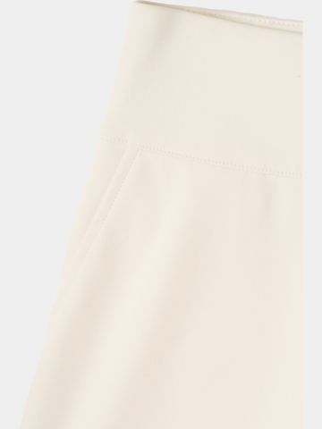 Macade Golf Junior Ivory TX Air Skirt kurz Skort ecru