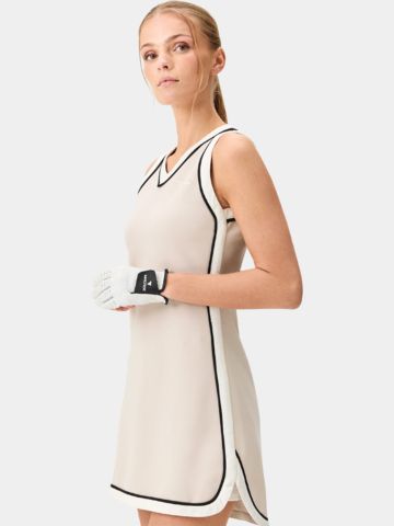 Macade Golf Ava Tan TX Flow Dress Ohne Arm Kleid beige