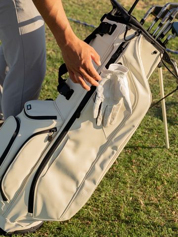 Sunday Golf Ryder S-Class Standbag beige