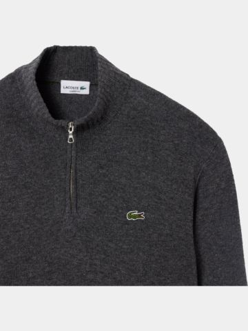 Lacoste Pletený svetr s polovičním zipem a rolákem šedá