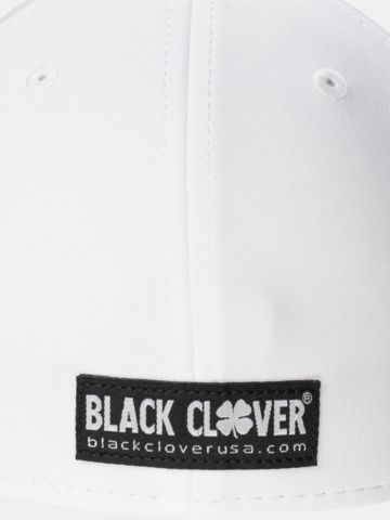 Black Clover Premium Clover Fitted Performance Cap weiß