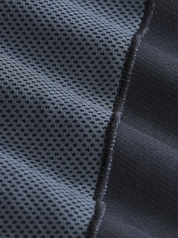 Golf House Legend Cooling Towel grau